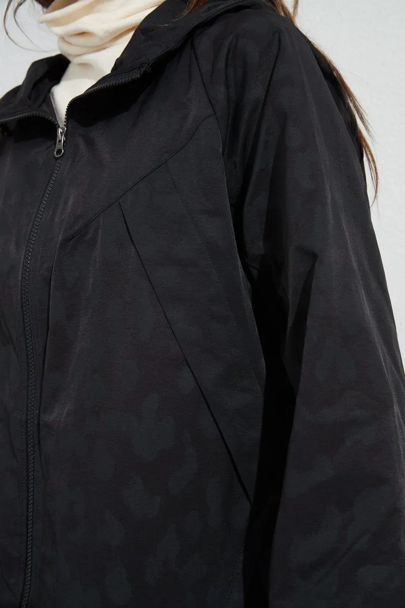 Back Detail Jacket- Black Animal