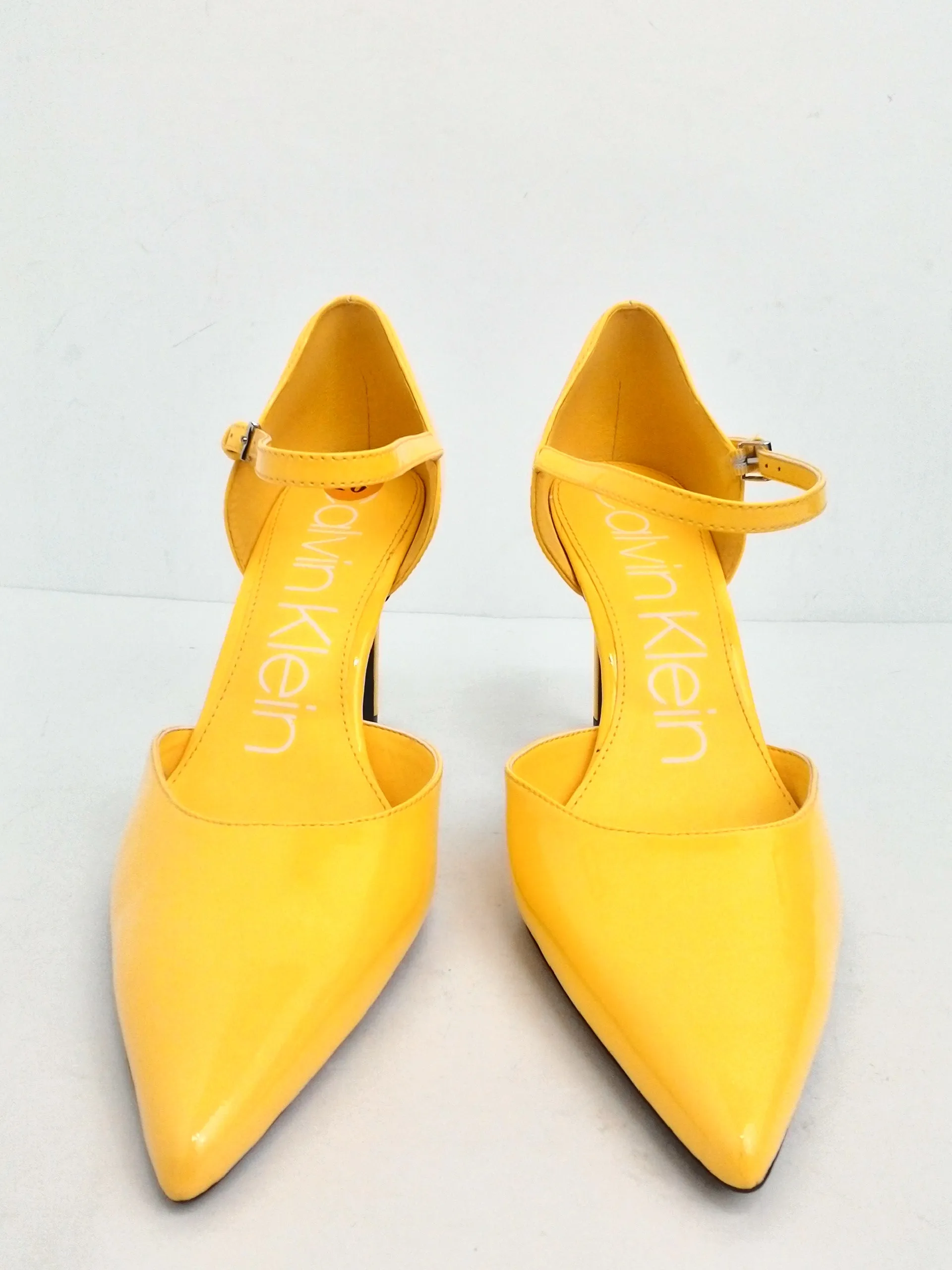 Calvin Klein Women's Roya Yellow Pups Size 10 M