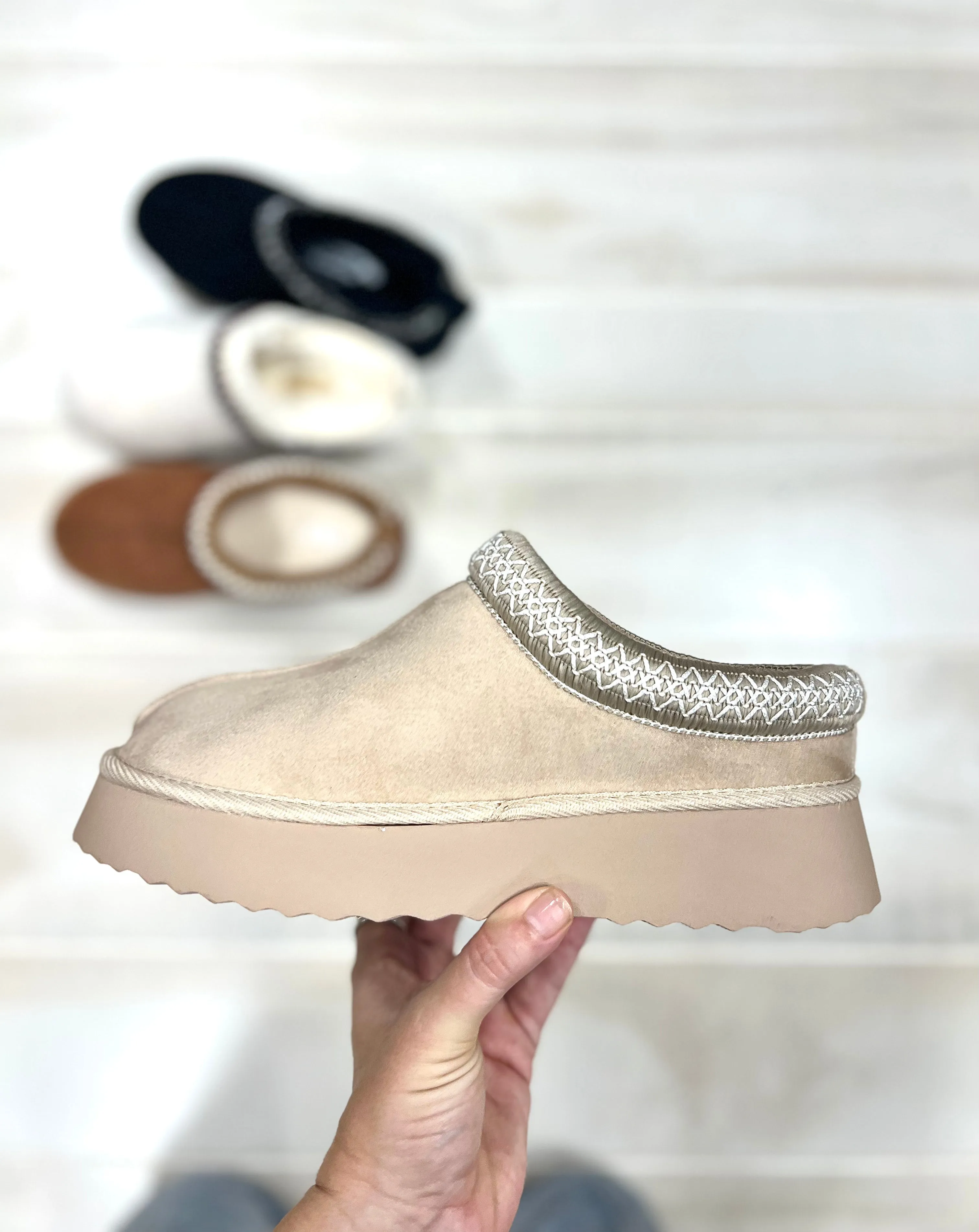 Mia Women's Yndigo Slip On