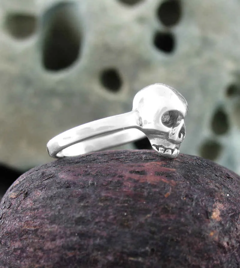 Tiny Skull Toe-Midi-Knuckle Ring, Adjustable